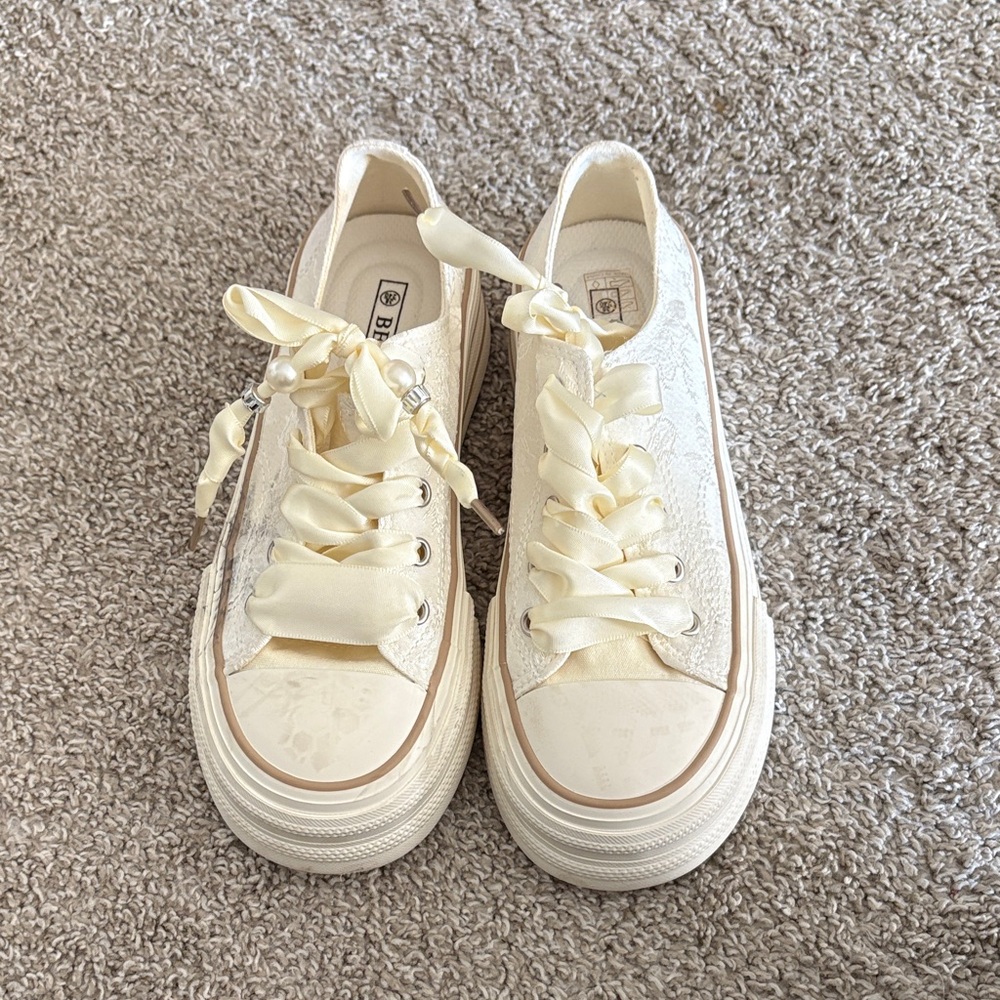 Cream Lace-Up Women's Sneakers